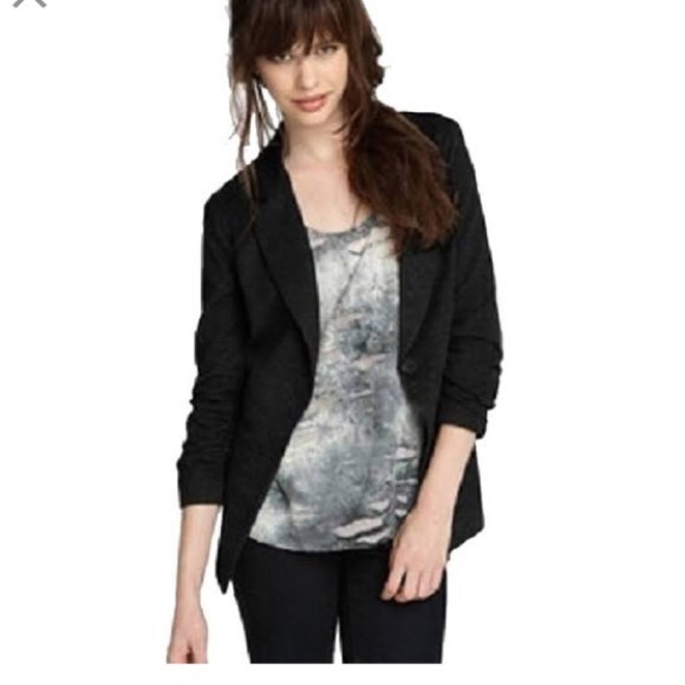 Casual black blazer